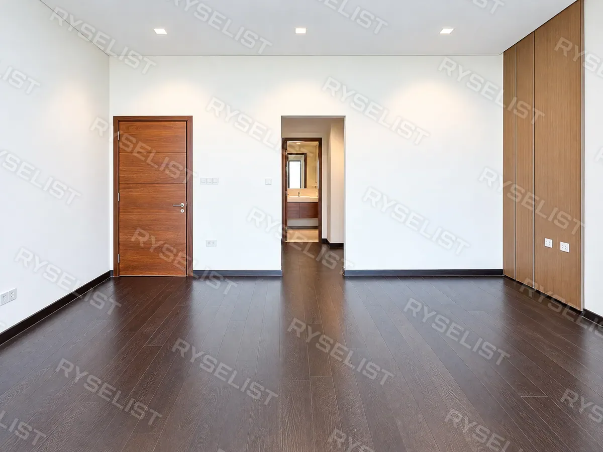 64 photos before 8:20, delivered listing photo 15