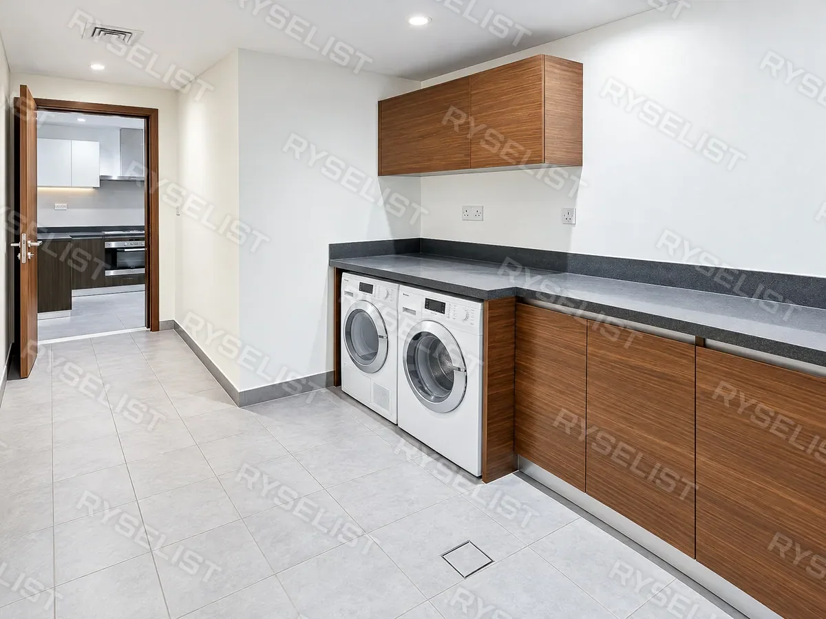 64 photos before 8:20, delivered listing photo 34