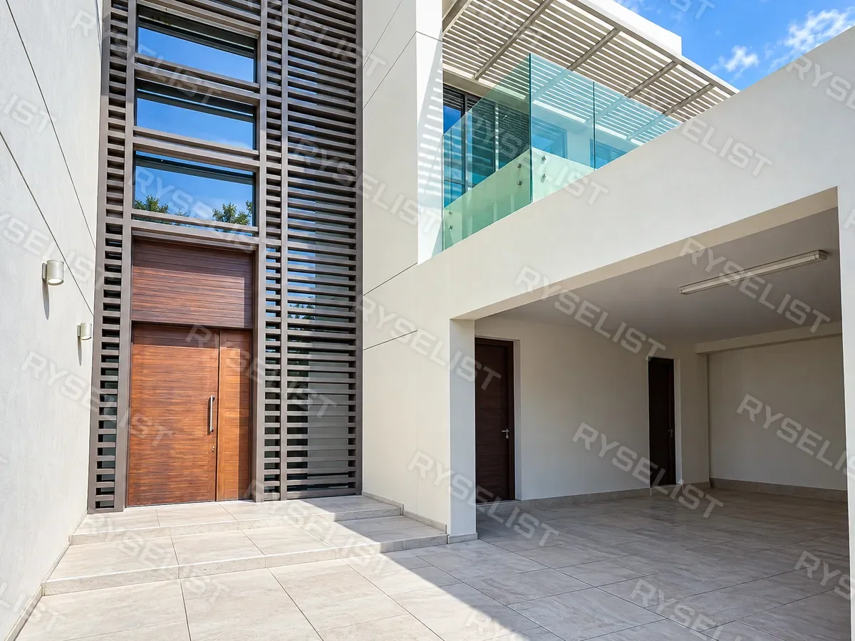 64 photos before 8:20, delivered listing photo 56