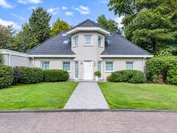 Villa: fertiges Immobilienfoto